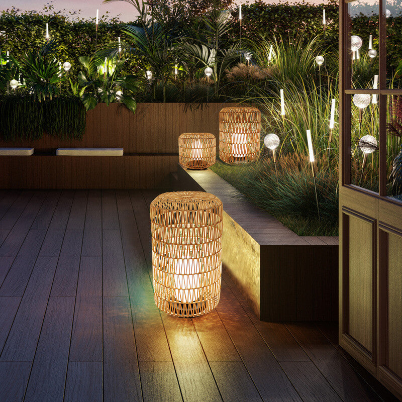 Lámpara de pie para jardín exterior de 1 luz, impermeable, con columna de ratán de plástico de estilo japonés tradicional 
