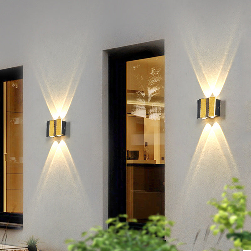Moderne helle luxuriöse goldene Aluminium-im Freien wasserdichte Patio-LED-Wand-Leuchter-Lampe 