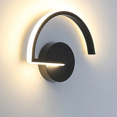 Moderne kreative halbrunde Eisen-LED-Wandleuchte 