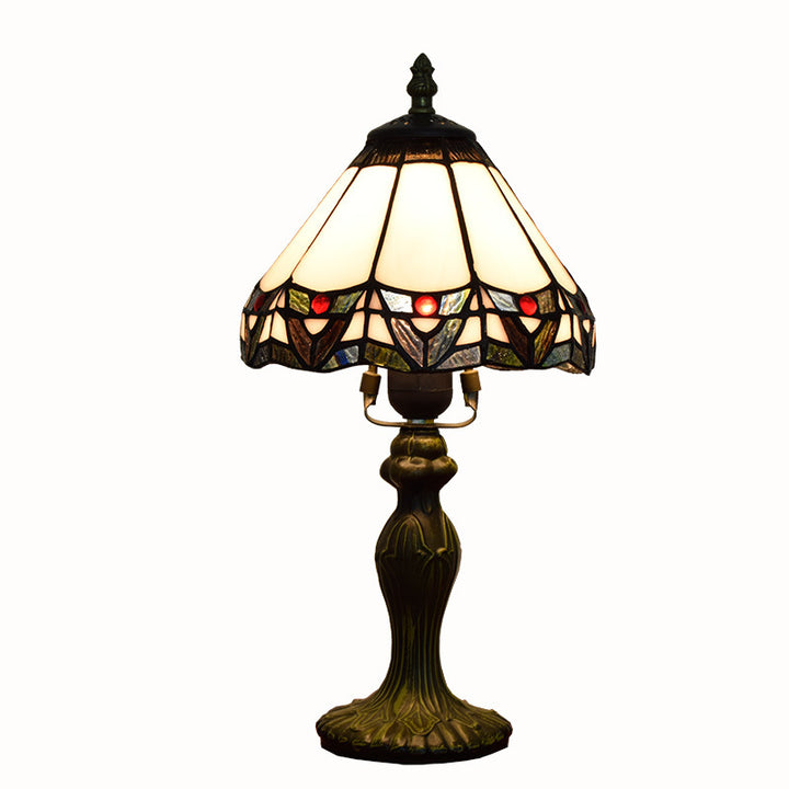 Tiffany-Tischlampe im traditionellen europäischen Stil mit konischem Schirm aus Buntglas in Edelsteinoptik und 1-flammigem Gestell aus Legierung für das Schlafzimmer 
