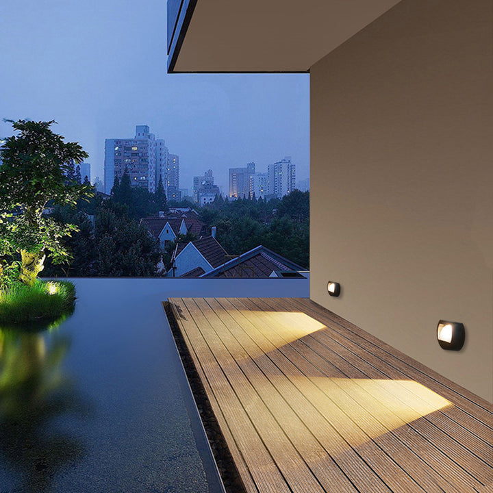 Modern Minimalist Round Square LED Outdoor Solar Waterproof Patio Step Light For Outdoor Patio