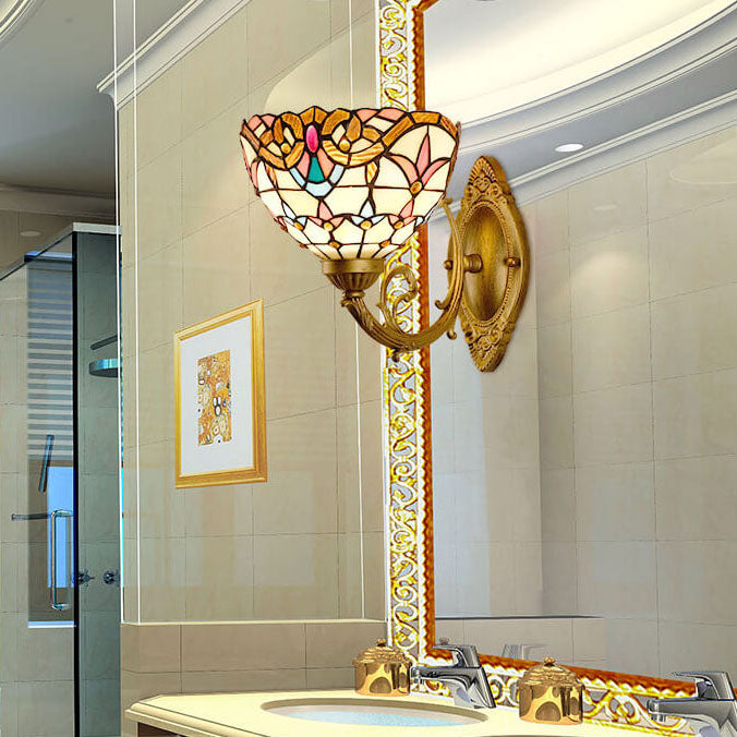 Vintage Tiffany Baroque Stained Glass Round 1-Light Wall Sconce Lamp