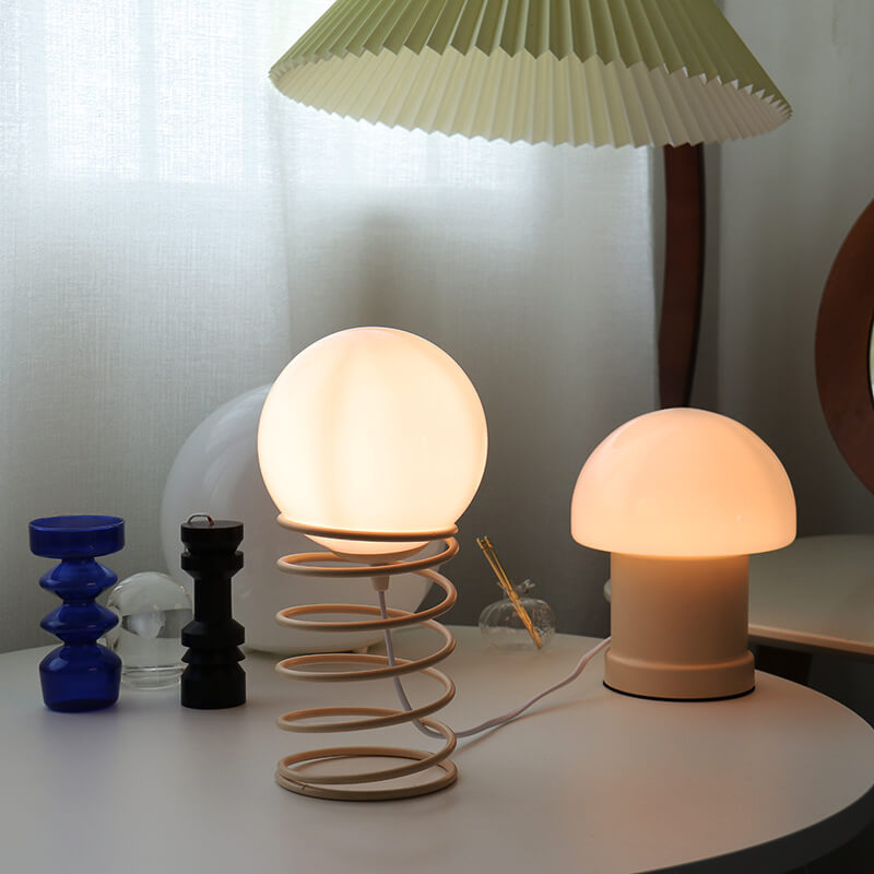 Vintage Ins Cream Mushroom Column 1-Light Table Lamp