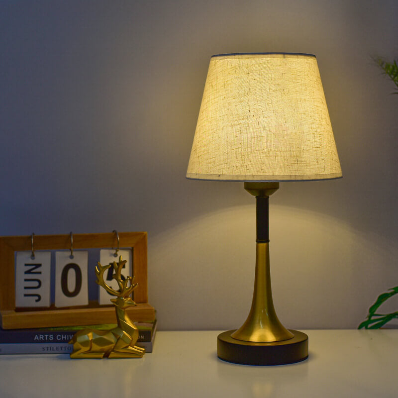 Lampe de table LED avec télécommande USB en tissu métallique rétro européen 