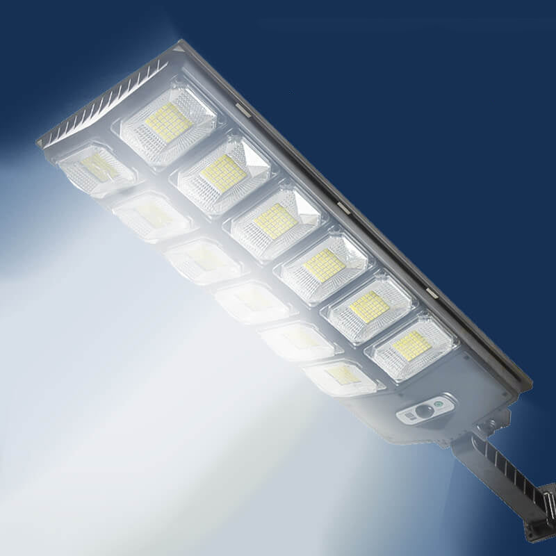 Réverbère à induction solaire LED Lumière extérieure de zone de chemin 