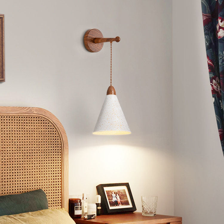 Lámpara Aplique de Pared de 1 Luz de Hierro Cónico Tradicional Japonés para Dormitorio 