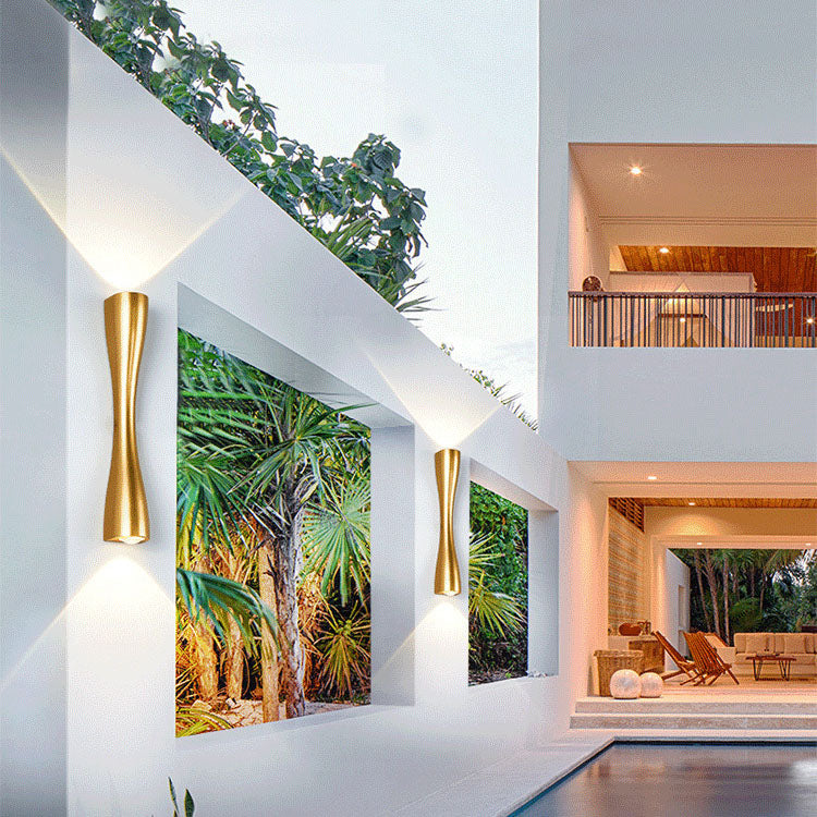 Applique murale LED en forme de trompette en aluminium étanche de luxe contemporain pour patio extérieur 