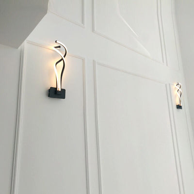 Scandinavian Creative Lines Note LED Wall Sconce Lamp