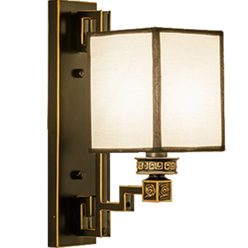 Aplique de pared cuadrado de 1 luz de hierro, cobre y tela de estilo chino tradicional para salón y dormitorio 