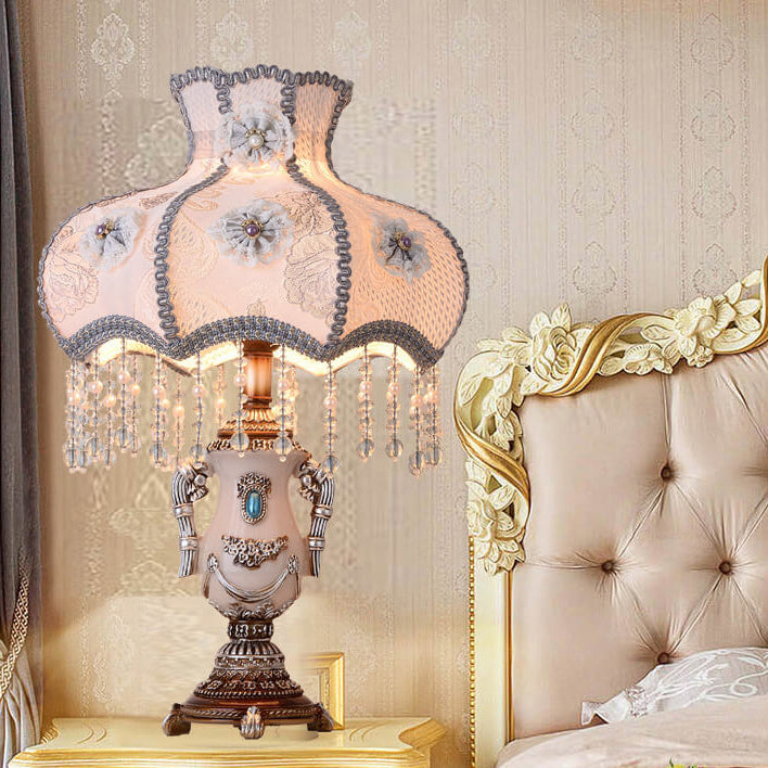 Lampe de table à pampilles en tissu violet clair de la Cour européenne, 1 lumière 