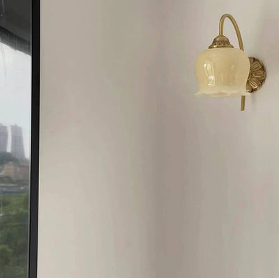 Vintage Cream Petal Resin Copper Iron 1-Light Wall Sconce Lamp