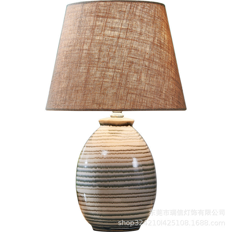 Traditional European Oval Pot Ceramic Fabric Hardware 1-Light Table Lamp for Bedroom