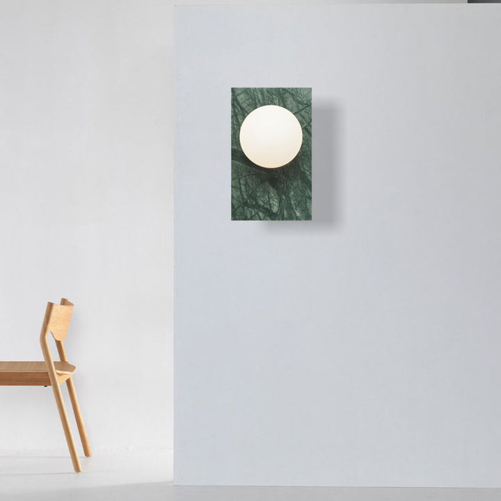 Moderne luxuriöse Wandleuchte mit Glaskugel und quadratischem Marmorsockel, 1-flammig, für den Flur 