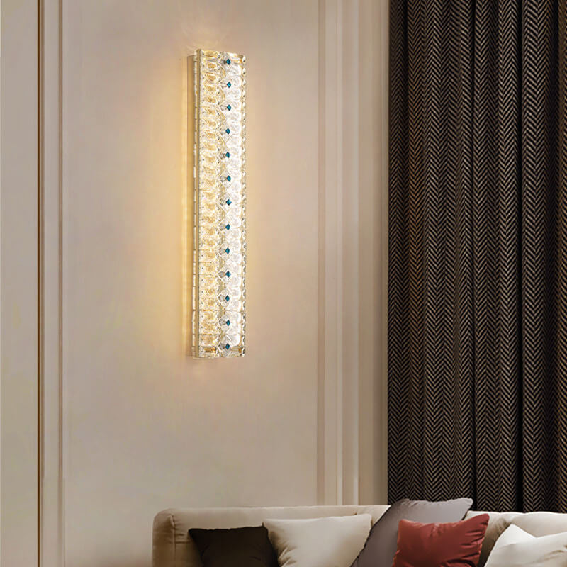 Luxuriöse LED-Wandleuchte mit Kristallstreifendesign 