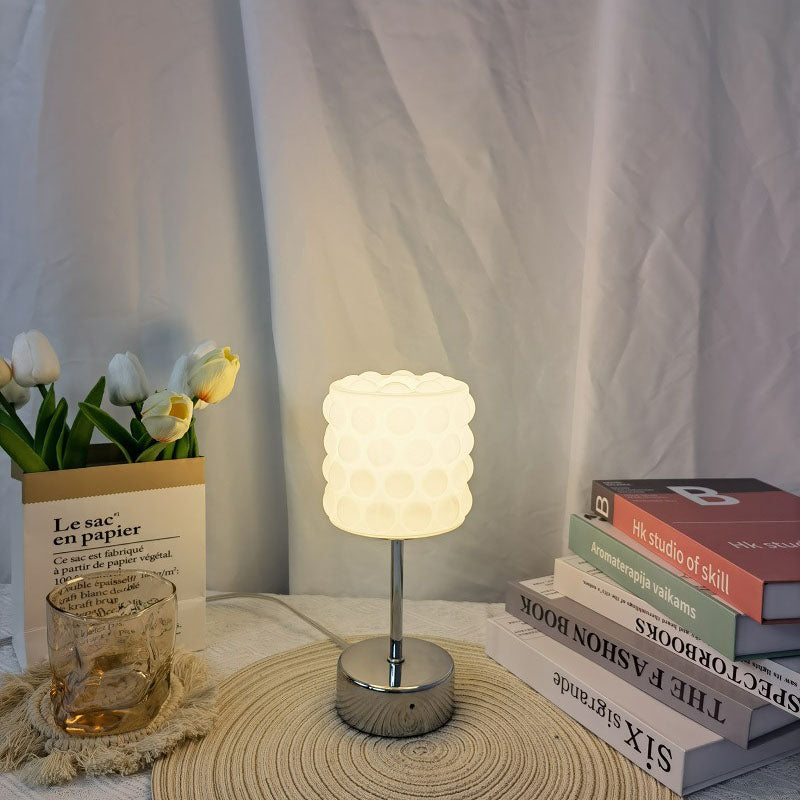 Nordische minimalistische LED-Lesetischlampe aus Glas und Metall 