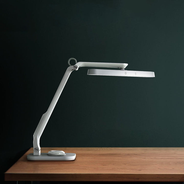 Lámpara de mesa LED plegable con carga USB y protección ocular para estudiantes modernos 
