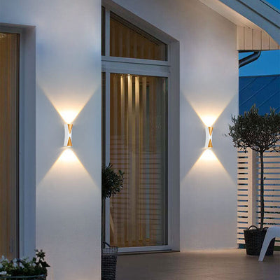 Simple Outdoor Waterproof Aluminum Horn LED Wall Sconce Lamp