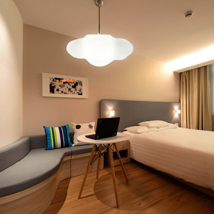 Moderne Harz schwebende Wolken Design Bunte LED Pendelleuchte 