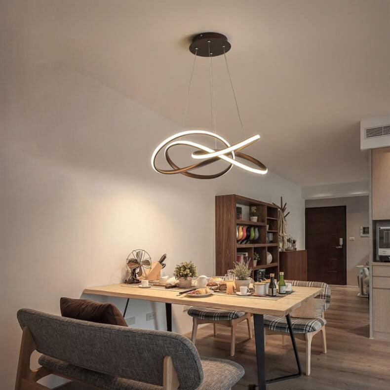 ثريا LED من الألومنيوم والأكريليك بتصميم حلقة فنية نوردية 