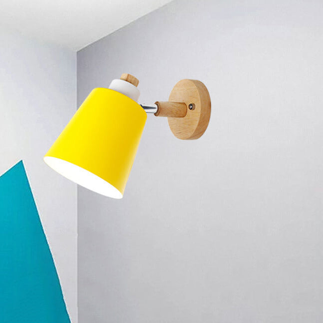 Applique murale 1 lumière avec abat-jour en forme de baril macaron minimaliste et châssis en bois 