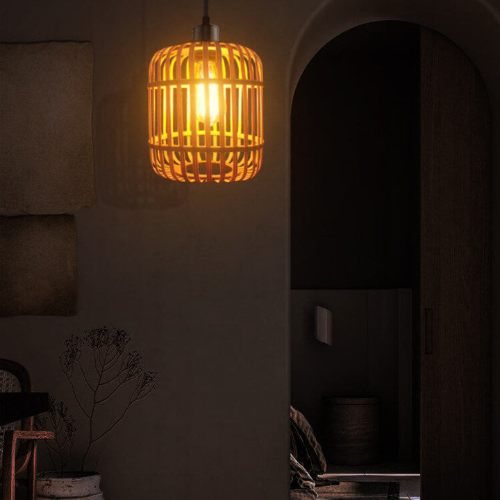 Moderne Bambus- und Rattan-Weberei Hohlkäfig-Design 1-Licht Pendelleuchte 