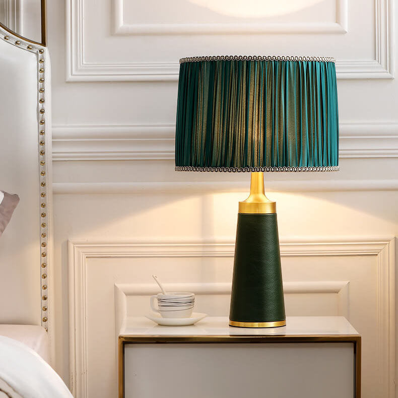 Lampe de table moderne avec abat-jour cylindrique en tissu de style transitionnel et base en cuir à 1 ampoule pour étude 