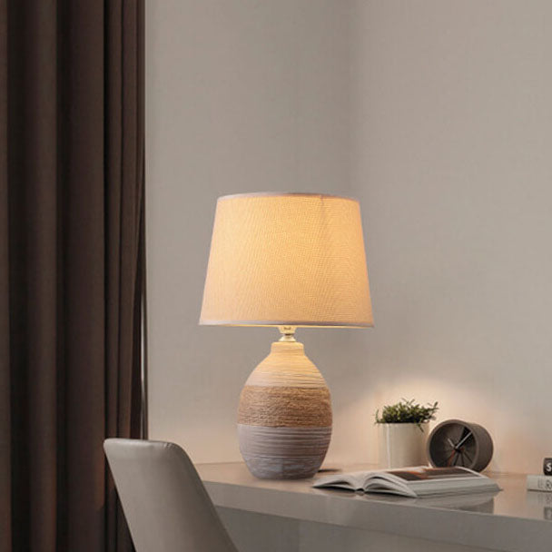 Nordic Vintage Stoff Keramik Glasbasis 1-Licht Tischlampe 