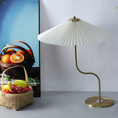 Retro Pleated Umbrella Shaped 1-Light Decorative Table Lamp