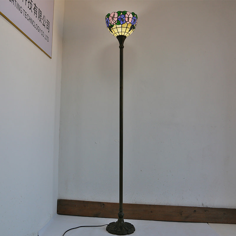 Tiffany Vintage Butterfly Flower Buntglaskuppel Stehlampe mit 1 Licht 