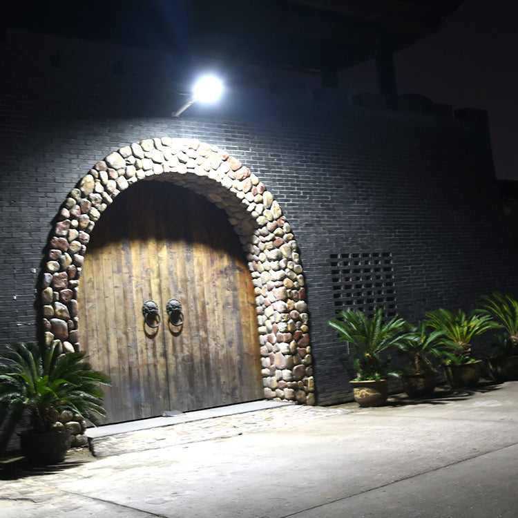 مصباح شمسي خارجي بجسم حساس مقاوم للماء LED COB لإضاءة المنطقة والجدار 