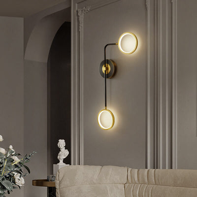 مصباح حائط LED صناعي بتصميم عصري من النحاس مع قضيب طي وحلقة 
