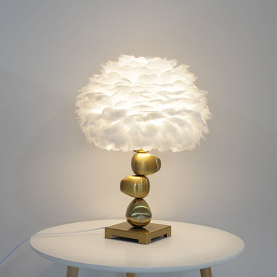 Nordic Creative White Feather Pom Pom 1-Light Table Lamp
