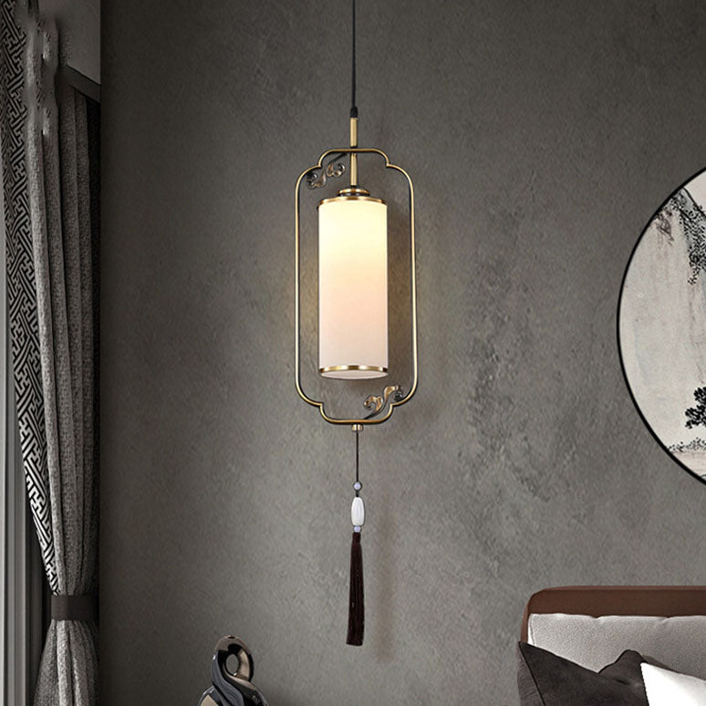 Traditionelle 1-flammige Wandleuchte aus chinesischem Kupfer, Eisen und Glas in Säulenform für das Wohnzimmer 