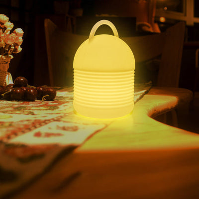 Moderne PE Kreative Tragbare Bunte Nachtlicht LED Tischlampe 