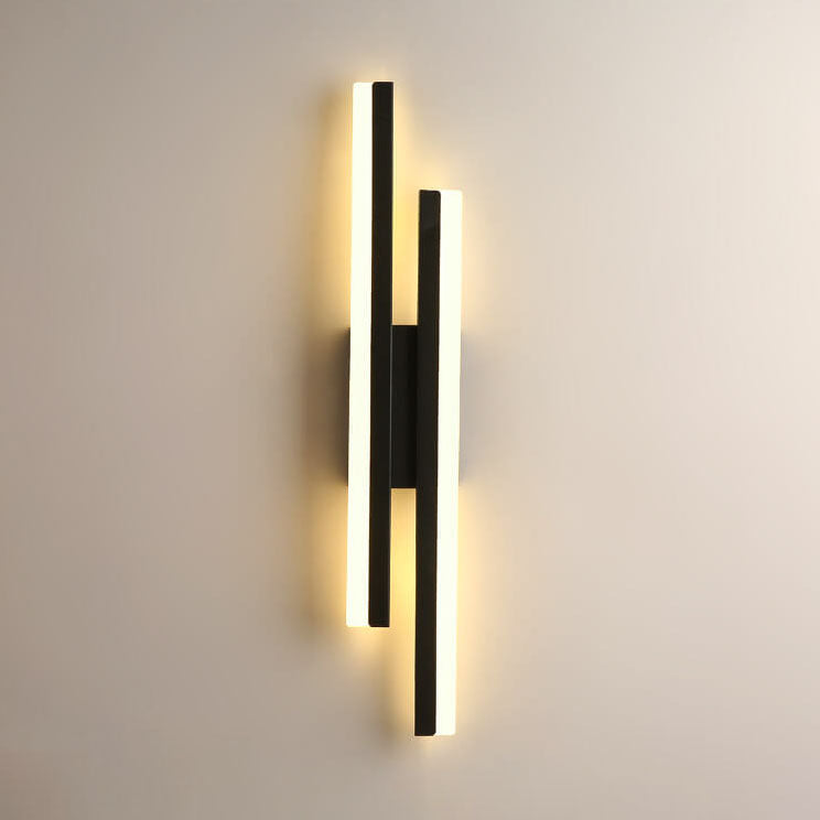 Moderne minimalistische Linien LED-Wandleuchte aus Eisen-Acryl 