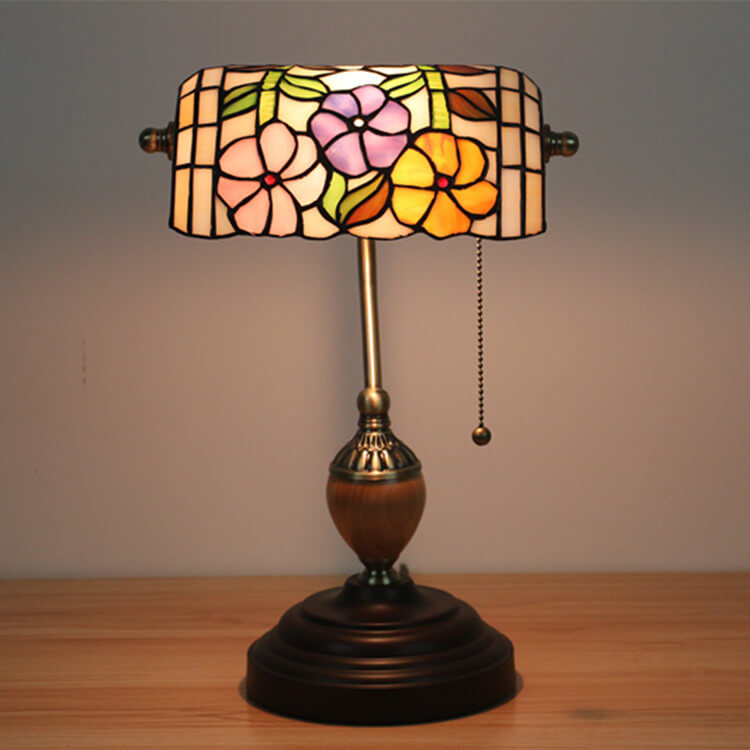 Lampe de table style banquier à 1 lumière en verre Tiffany Flower, style européen 