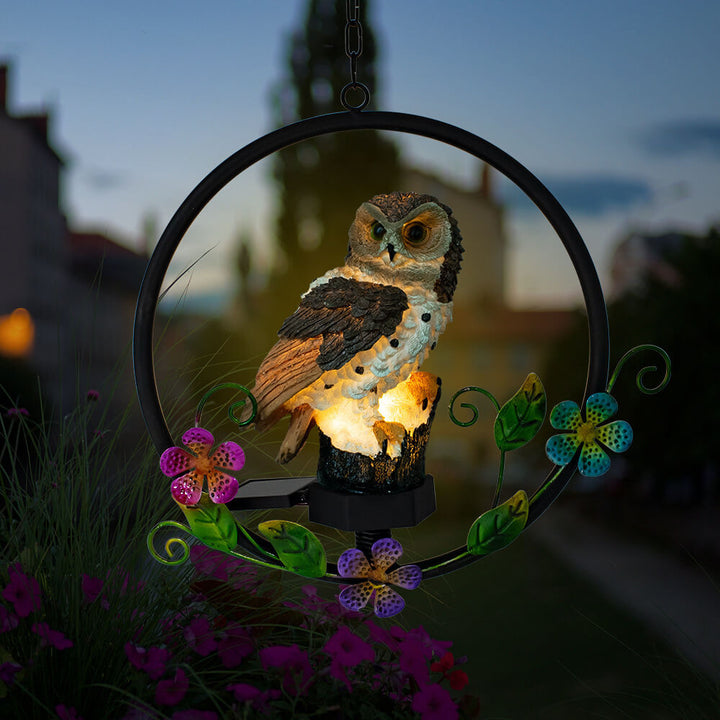 Lumière suspendue LED décorative de patio extérieur solaire en résine hibou créatif rétro européen 