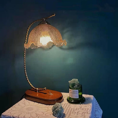 Retro French Glass Shade Arc Decorative 1-Light Table Lamp