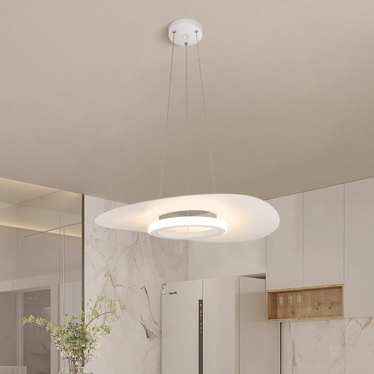 Moderne, minimalistische LED-Pendelleuchte aus Aluminium in Hutform 