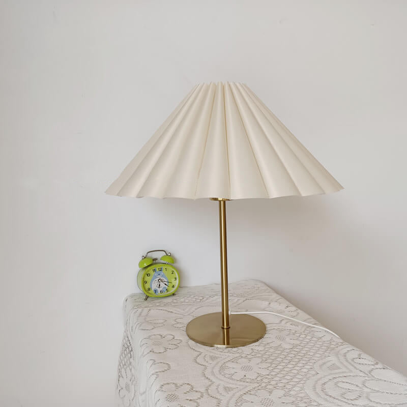 Retro Nostalgic Pleated Cloth Cover Umbrella Design 1-Light Table Lamp