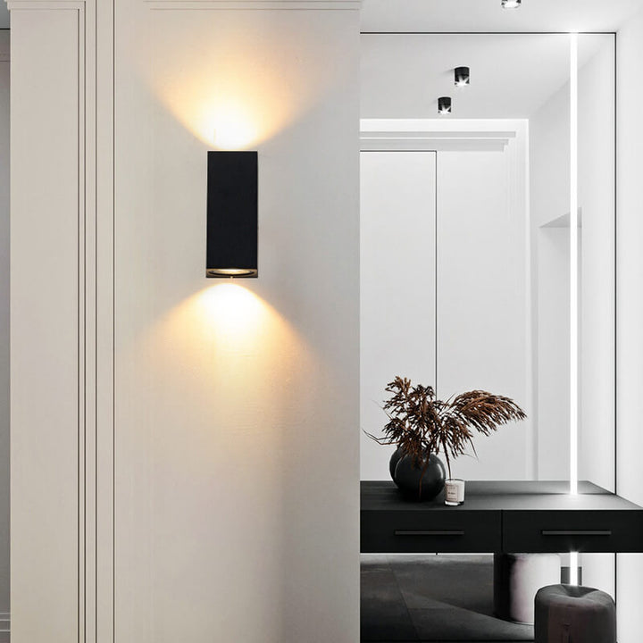 Moderne minimalistische 2-flammige Outdoor-Wandleuchte aus wasserdichtem Aluminium und Glas in Zylinderform für die Terrasse 