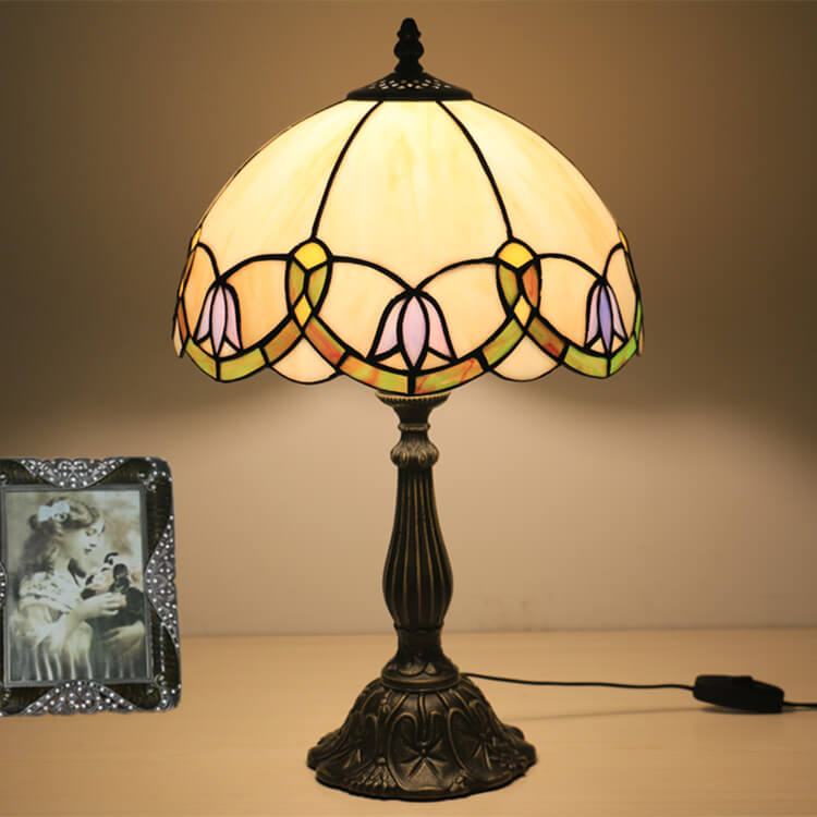 European Vintage Tiffany Flora 1-Light Table Lamp