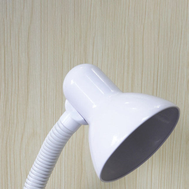 Moderne Fußball-Studenten-Augenschutz-LED-Tischlampe 