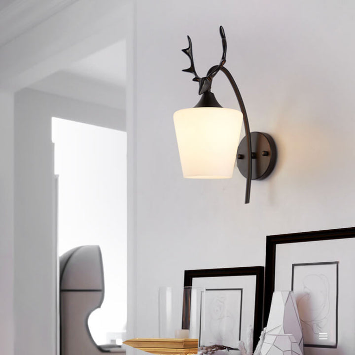 Nordische kreative Wandleuchte mit Geweih-Design, Glasschirm in Kegelform, 1-flammig, für das Wohnzimmer 