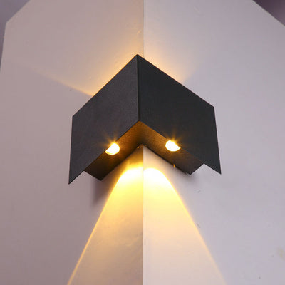 مصباح حائط LED هندسي مسطح مربع يعمل بالطاقة الشمسية للهواء الطلق 