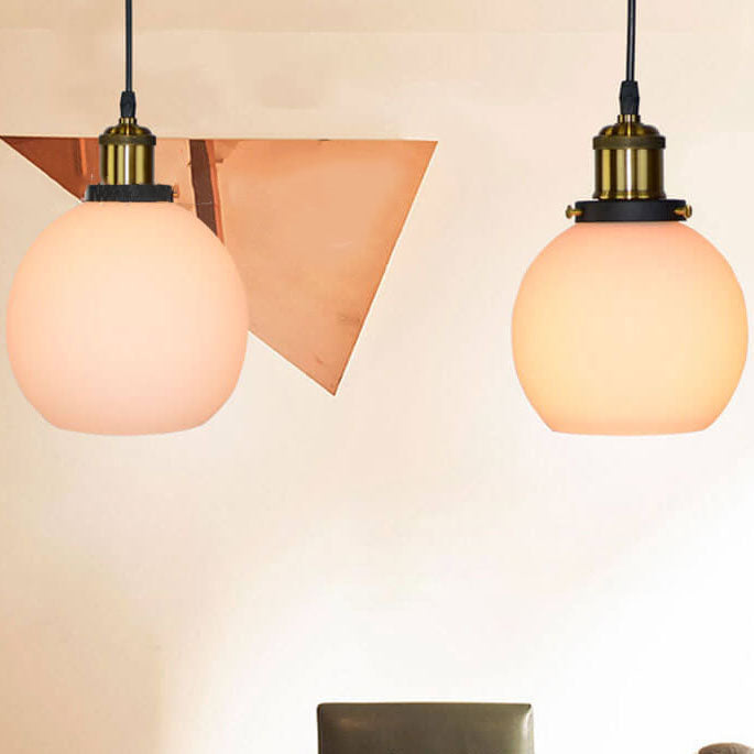 Suspension lumineuse scandinave moderne à une ampoule en verre rond 