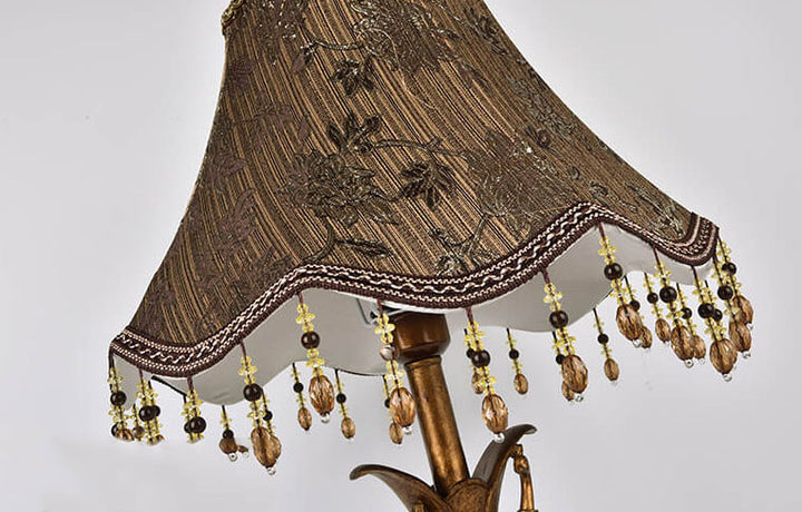 Moderne leichte Luxus-Retro-Quasten-Harz-1-Licht-Tischlampe