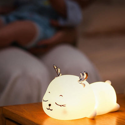 Cartoon Silikon Cute Deer LED wiederaufladbare sieben Farblichter Nachtlicht Tischlampe