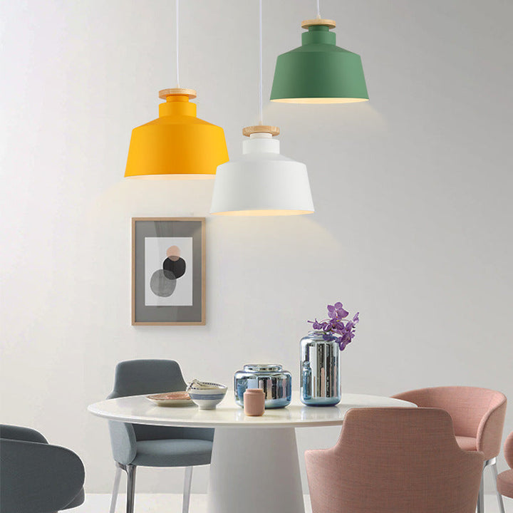 Lámpara Colgante de 1 Luz con Cúpula de Cono de Madera y Aluminio Simple Nórdico 