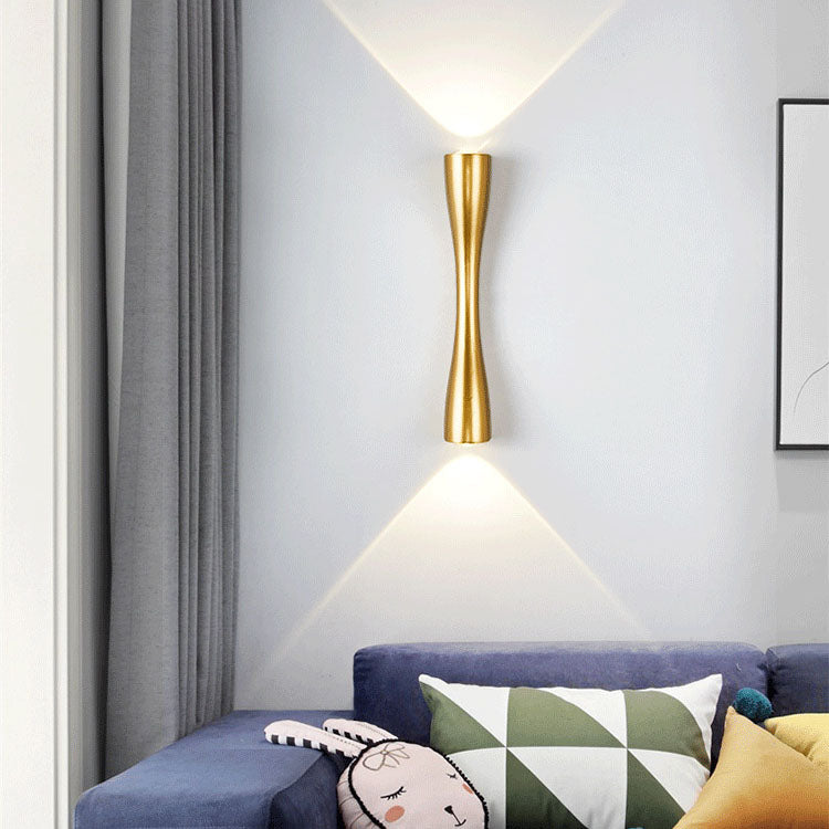 Applique murale LED en forme de trompette en aluminium étanche de luxe contemporain pour patio extérieur 